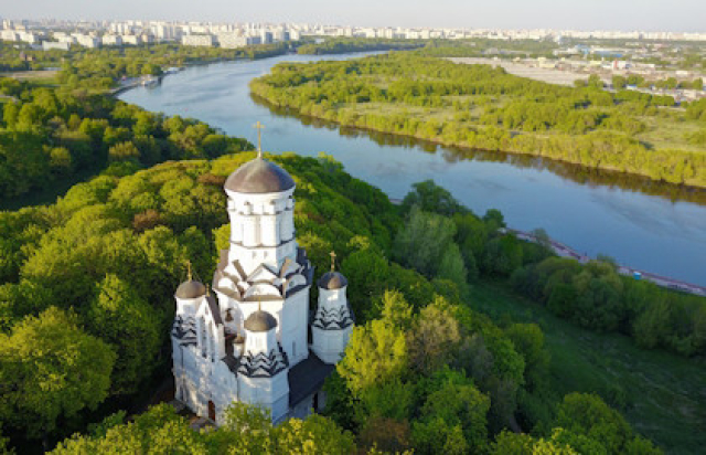 Индивидуальная пешая экскурсия в царскую резиденцию Коломенское -