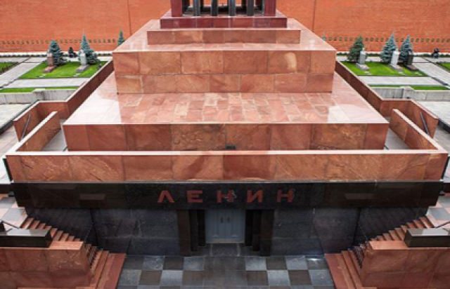 Экскурсия «Мавзолей Ленина: тайны Кремлевского некрополя» -