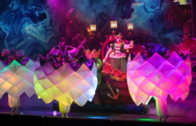 Новогоднее представление «К Звездам!» -